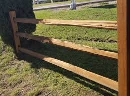 At rustic fence, we always use the highest… Rustic Western Cedar Split Rail Fence Fence Supply Online