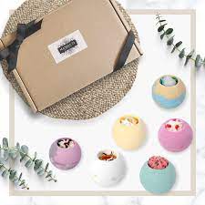 A collection of bath bomb related shenanigans, great self care gifts! Manina 22 Bath Bomb Gift Set 6 Large Moisturising Bath Bombs 180 G 9 Cm With Natural Butters Relaxing Scents Handmade In The Uk