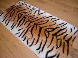 faux fur tiger print sheepskin