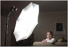 The Secret For How To Use Umbrella Lighting For Video Studio Photography Lighting Umbrella Photography Umbrella Lights Photography