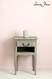 neutral taupe gray chalk paint