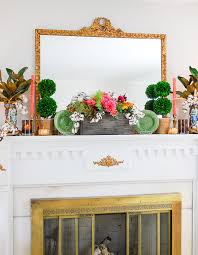 Chic Fall Mantel With Majolica