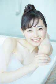 画像・写真 | 福原遥、泡風呂ショットに赤面「お母さんに見せられない…」 5枚目 | ORICON NEWS