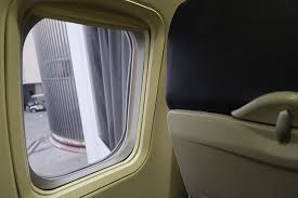 wn4425 737 700 seat 2a window forward