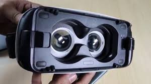 The link above will take you to your own country's amazon site. Samsung Gear Vr Unboxing Setup Review Features And India Price Youtube