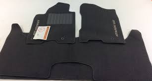 999e2 2zh00 nissan armada floor mats 4