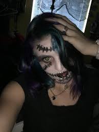for my gothic fallen angel i pla around with the makeup so here s some pics