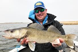 slip bobber walleyes midwest outdoors