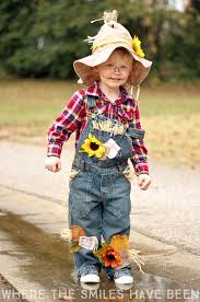 make a scarecrow costume that s perfect