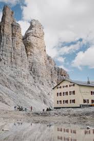 La vacanza ideale per chi ama la tranquillità e l'autonomia, senza vincoli di orario. Summer In The Dolomites Val Di Fassa All The Places You Will Go Mountain Travel Dolomites Visit Italy