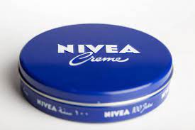 10 utilisations insoupçonnées de la crème Nivea