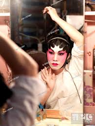 chinese opera performers place their