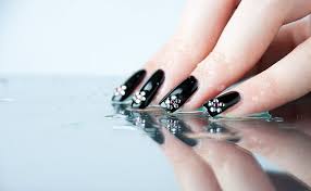 elegant nail designs with rhinestones