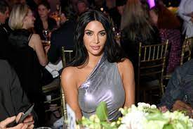 Kim, Khloé, Kourtney Kardashian, Kendall ou Kylie Jenner : Avec quelle  soeur pourrais-tu être BFF ?