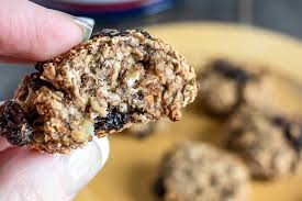 the best healthy oatmeal raisin cookies
