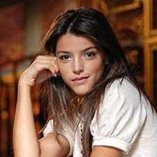 In 2007, rivero became the first actress from catamarca province to appear on national television. Calu Rivero Caluoficial Twitter