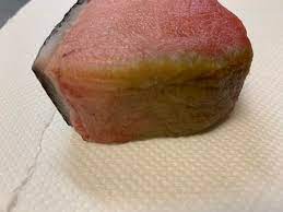 マグロを究める②ラップをピッチリ巻いて熟成中の酸化による変色を防ぐ | お寿しんぼ OSUSHIMBO making SUSHI at home