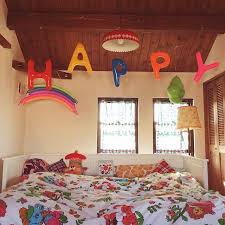 おしゃれで簡単 誕生日の飾り付けアイデア特集 飾り付け ikea ベッド 部屋 飾り付け