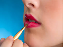 lip liner makeup