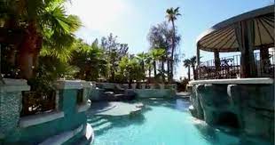 See It Las Vegas Biggest Private Pool