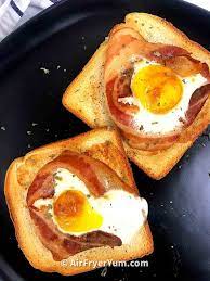 eggs bacon and toast in air fryer