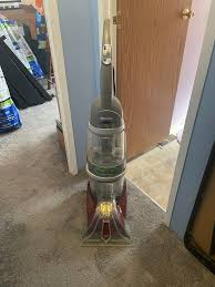 gently used hoover carpet cleaner for