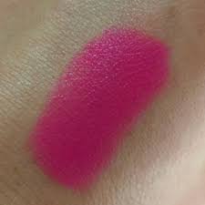 makeup revolution iconic pro lipstick
