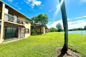 lago grande hialeah fl homes