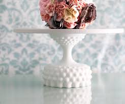The Minneapolis Hobnail Cake Stand In