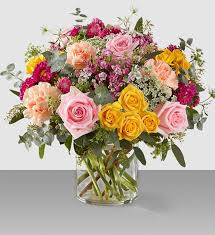Certain florists have their own style and people in their community know this. El Paso Tx Same Day Same Day Flower Delivery Delivery Send A Gift Today A Flower 4 Us