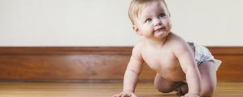 Krabbeln ab wann babys krabbeln lernen ? Krabbeln Auf Die Knie Fertig Los Eltern De