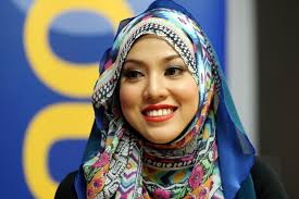 Country gal at heart: Shila Amzah hopes to share her love of country music with - shila%2520amzah%2520courts%2520singapore%2520straits%2520times