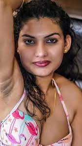 Beautiful Model Reshmi Nair Closeup Boobs Clips 02