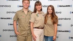 Bindi sue irwin first appeared in front of the cameras when she was only a few weeks old. Bindi Irwin And Family Have Treated More Than 90 000 Animals Hurt In Australia Wildfires