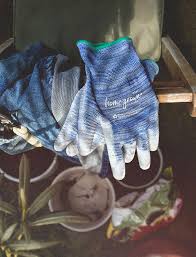 Sustainable Gardening Gloves