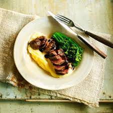 venison steak with redcurrant sauce