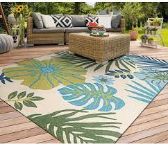 Hand Hooked Ivory Green Blue Area Rug