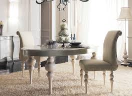 The word classic does not mean old and outdated. Classic Dining Table Dolcevita Giusti Portos Wooden Oval