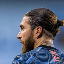 90er jahre 90 frisuren frauen. 3dnan 21 06 2020 Long Hair Styles Men Sergio Ramos Long Hair Hair And Beard Styles