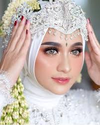 makeup pengantin natural hijab favorit