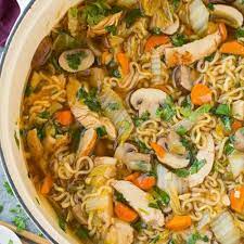 asian en noodle soup cooking cly