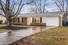 homes pewee valley ky 40056