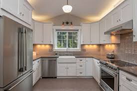 how to calculate kitchen cabinets in