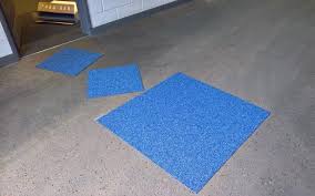 Lay Carpet Tiles On Tackifier Adhesive