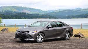 2018 toyota camry hybrid first drive