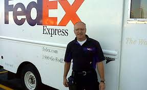 Delivering packages to your doorstep: express couriers
