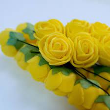 Желтые цветы из фоамирана