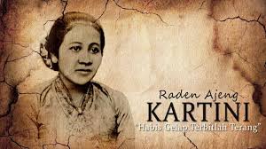Barra aku masih ingat , bagaimana tangan kokoh itu. 11 Puisi Ibu Kartini Puisi Pilihan Untuk Hari Kartini