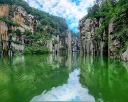 포천시 이동면 관광지 백운계곡 산정호수 평강랜드, AI로 생성