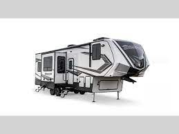 toy hauler fifth wheel review